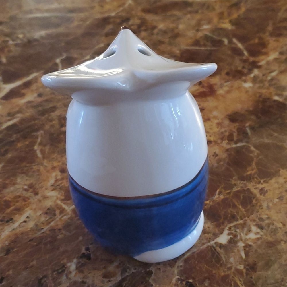 Kitchen Ware - Picture 2 of 4